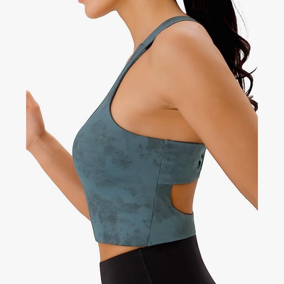 Sports Bras for Women Criss-Cross Back Padded Workout Tank Tops Medium - Picture 3 of 9